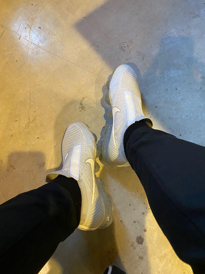 Comme des garcons vapormax yellow outlet