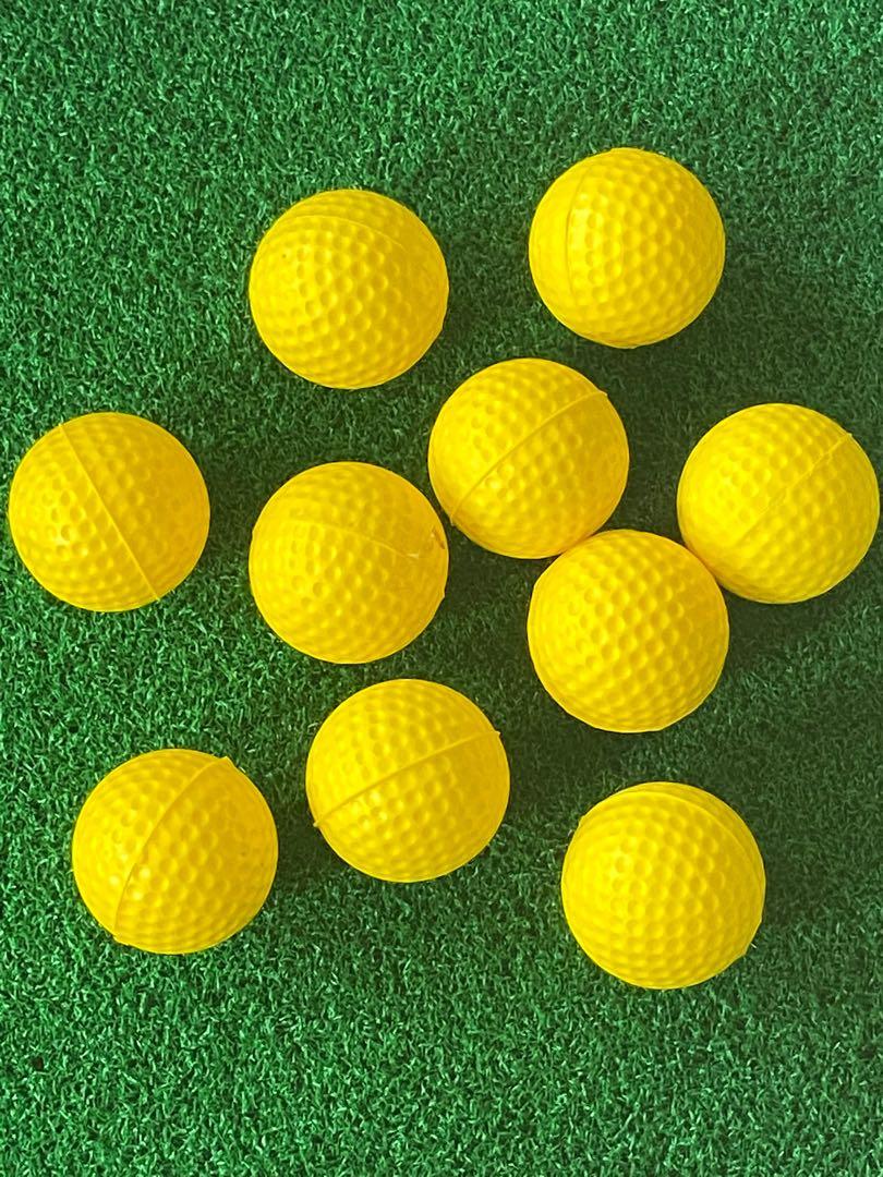 Golf practice net set (indoor or outdoor) (Category: Golf) located in Las Pinas. Submitted by poys45 (Listing ID 1106635452, Image 3). Description: - affordable and good quality portable golf net - easy to assemble and disassemble - good for indoor and outdoor use - 2 meters width x 1.4 meters height x 1.15 meters depth - okay to use both real and rubber balls - with 1 free hitting mat, 1 rubber tee and 10 rubber balls - few items remaining - del