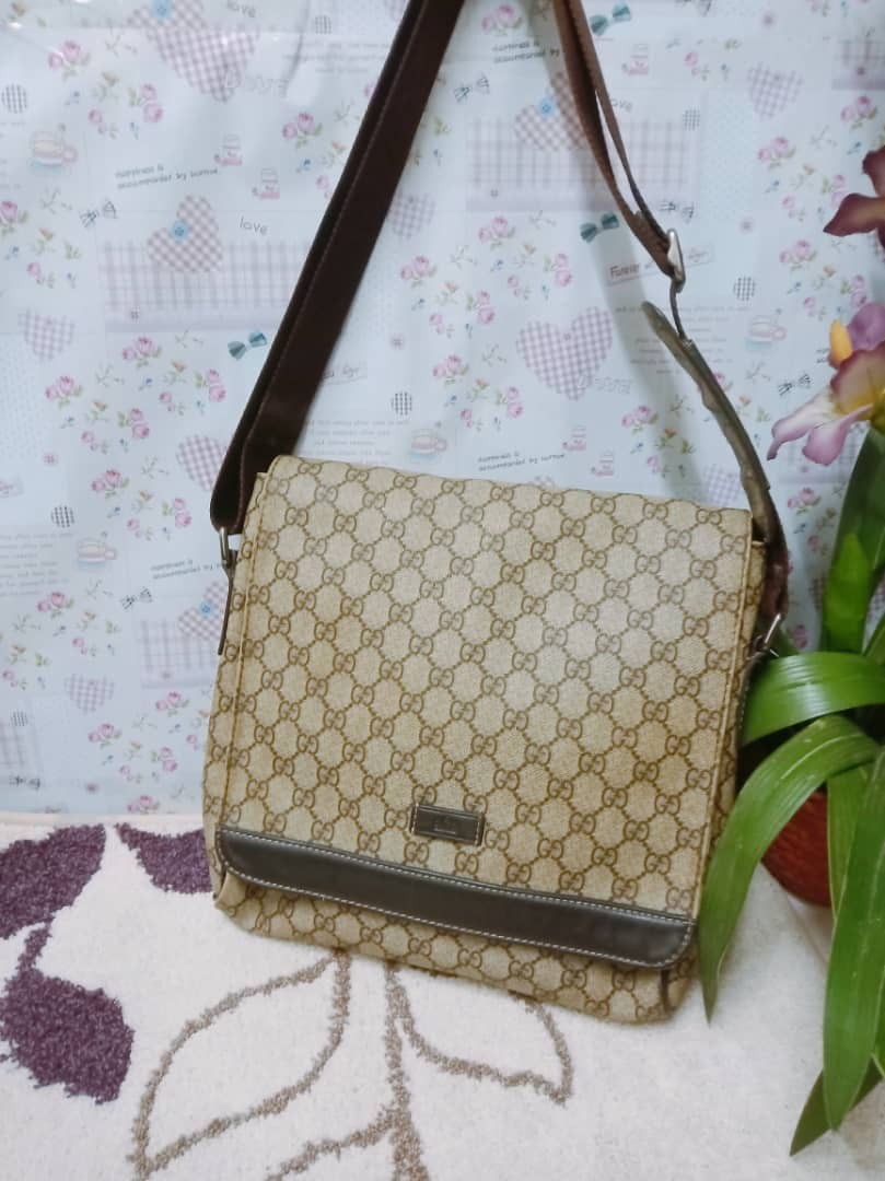 sling bolsa gucci lelaki