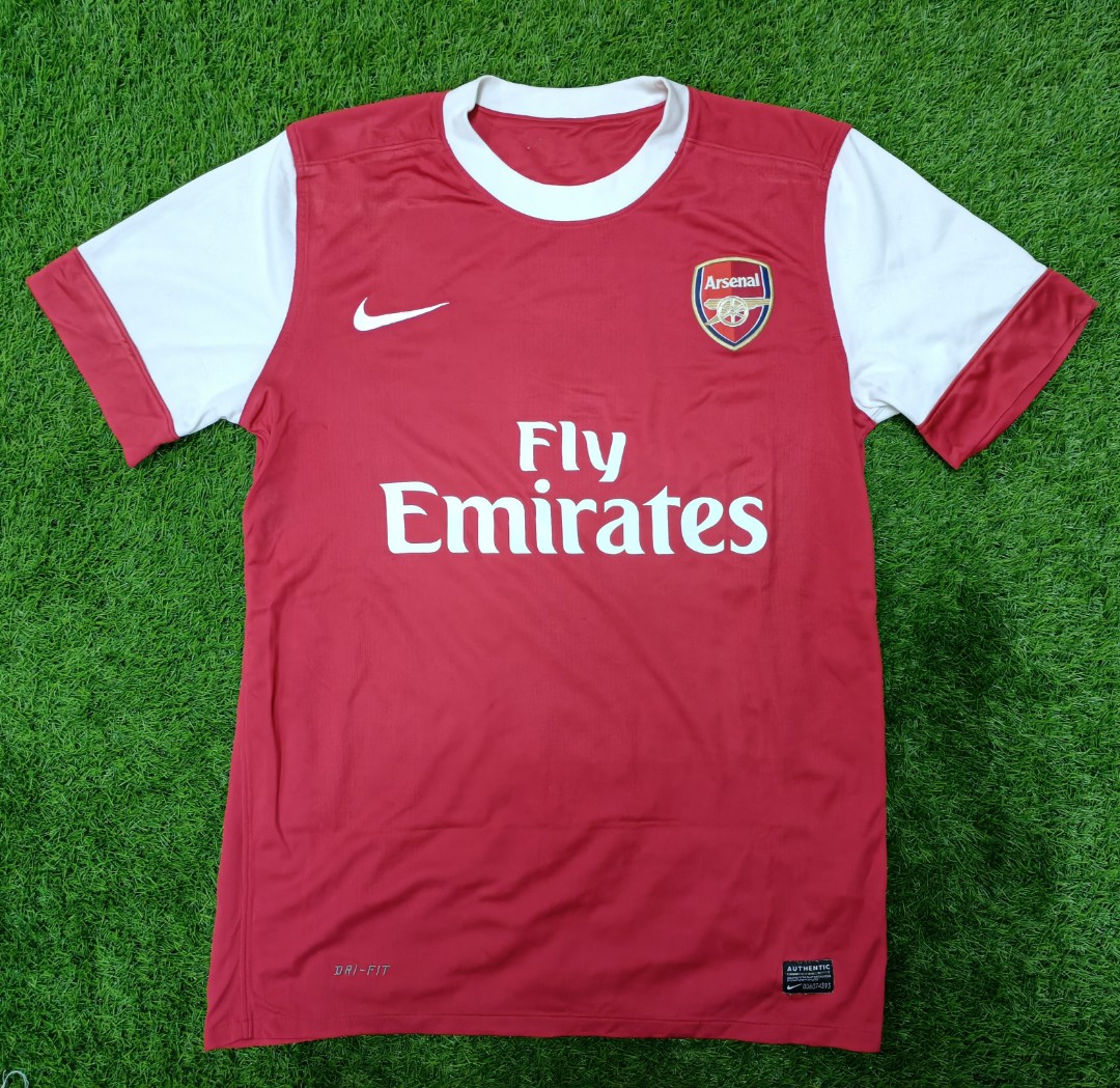 Jersey Arsenal Home 2010 11 Size S Men s Fashion Activewear on