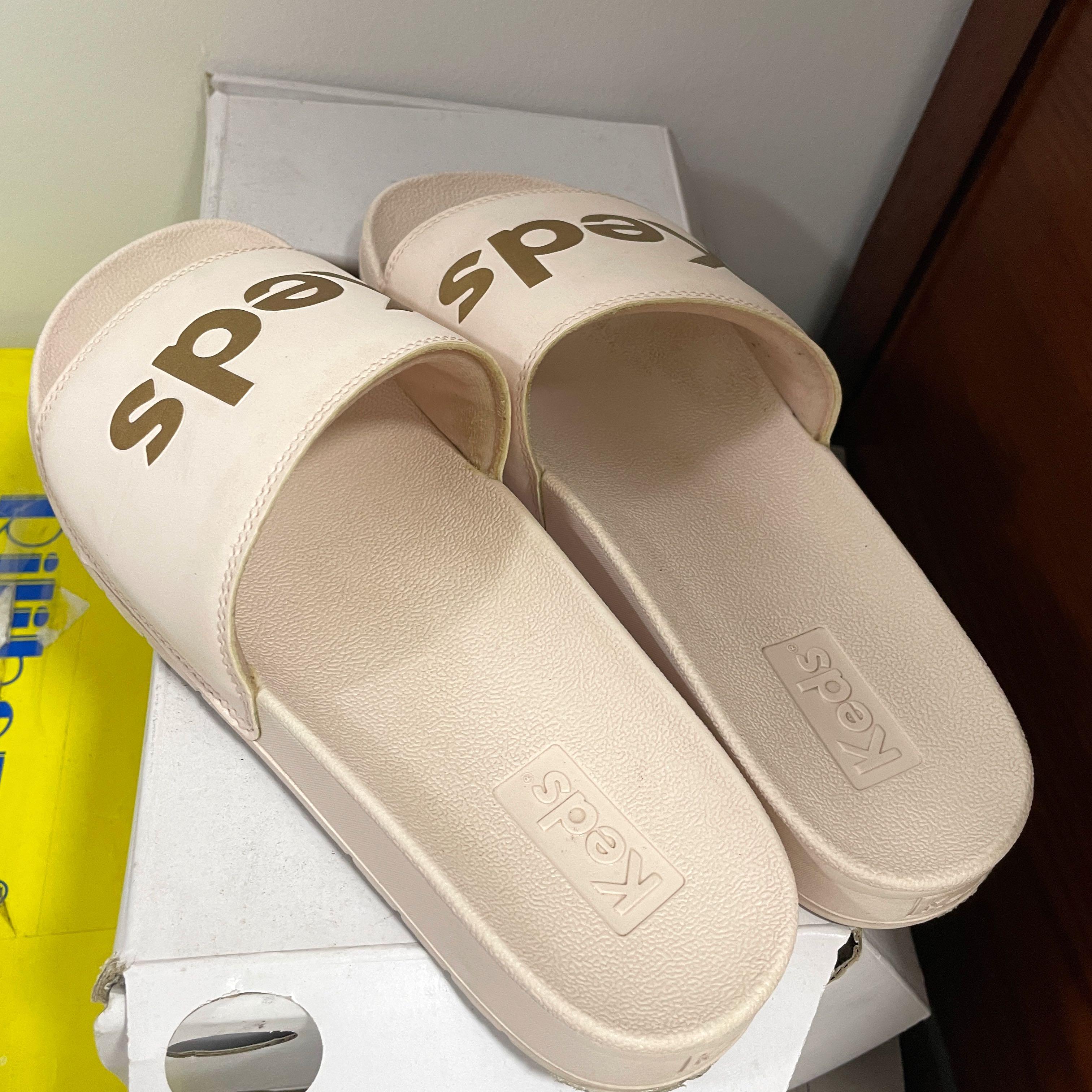 Pending Keds Bliss ll Sliders in Nude Pink and Gold US 7 UK 4.5 EUR 37.5 Women s Fashion Footwear Flipflops and Slides on Carousell