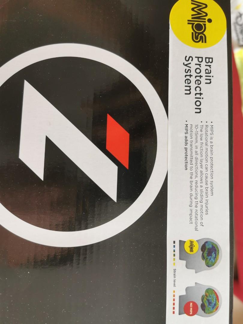 Limited Edition Lazer Genesis Chrome size L, Sports Equipment