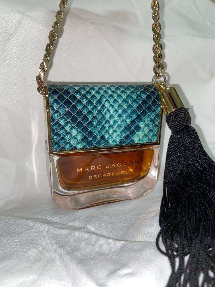 Marc jacobs divine decadence 50ml hotsell