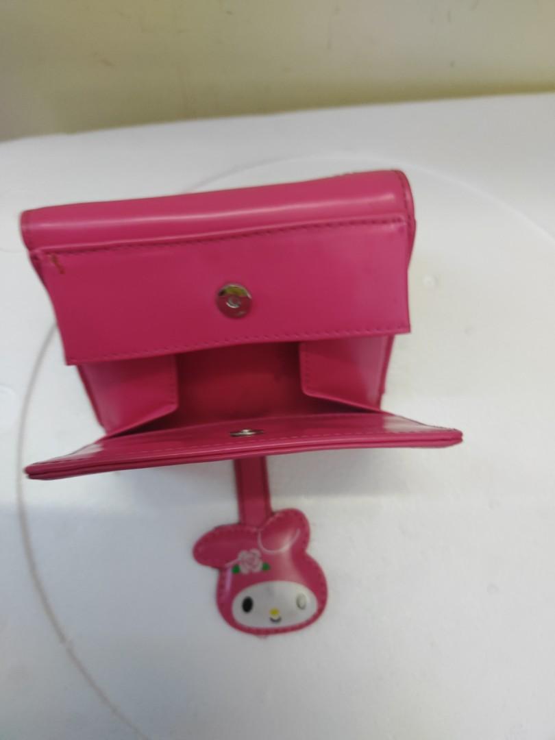 Melody wallet （分類：長銀包）位於 Hong Kong。 由 marj2 提交（商品編號 1106654801，圖片 1）。簡介： 。