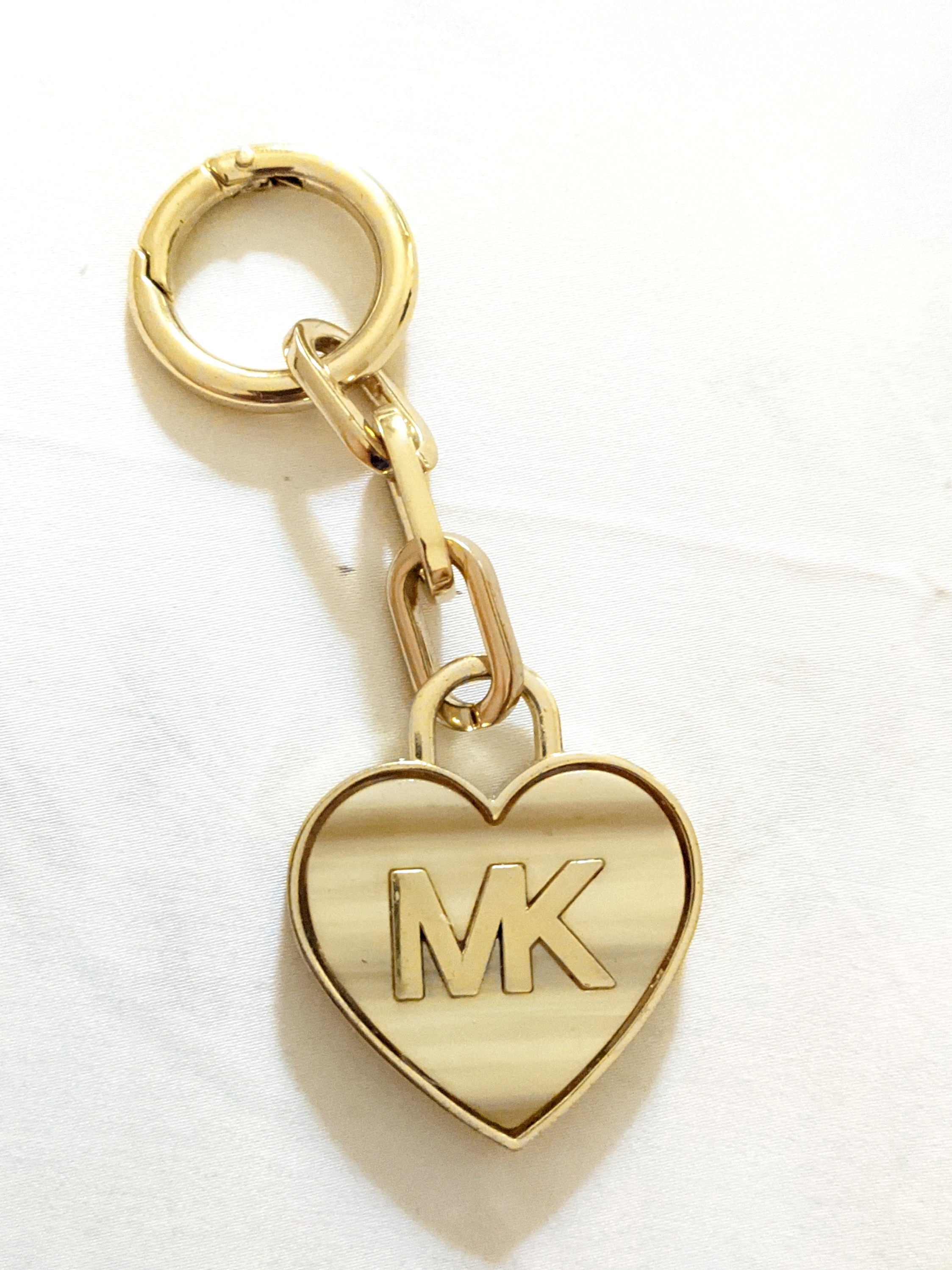 Michael Kors Tortois Heart Key Chain Bag Accessory Barang Mewah