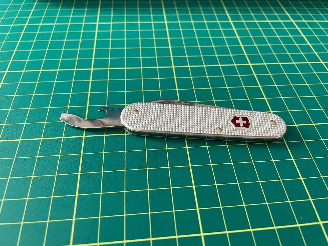 Thinnest swiss outlet army knife