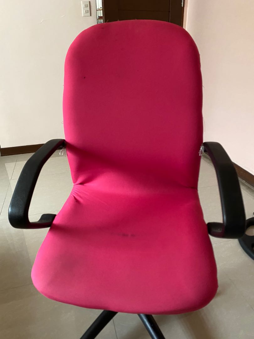 Pink Office Chair, Furniture & Home Living, Furniture, Chairs on Carousell