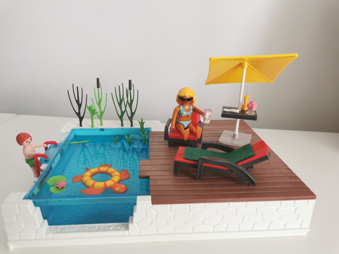 swimming pool with terrasse n° 5575, Hobbies & Toys, Toys & Games on Carousell