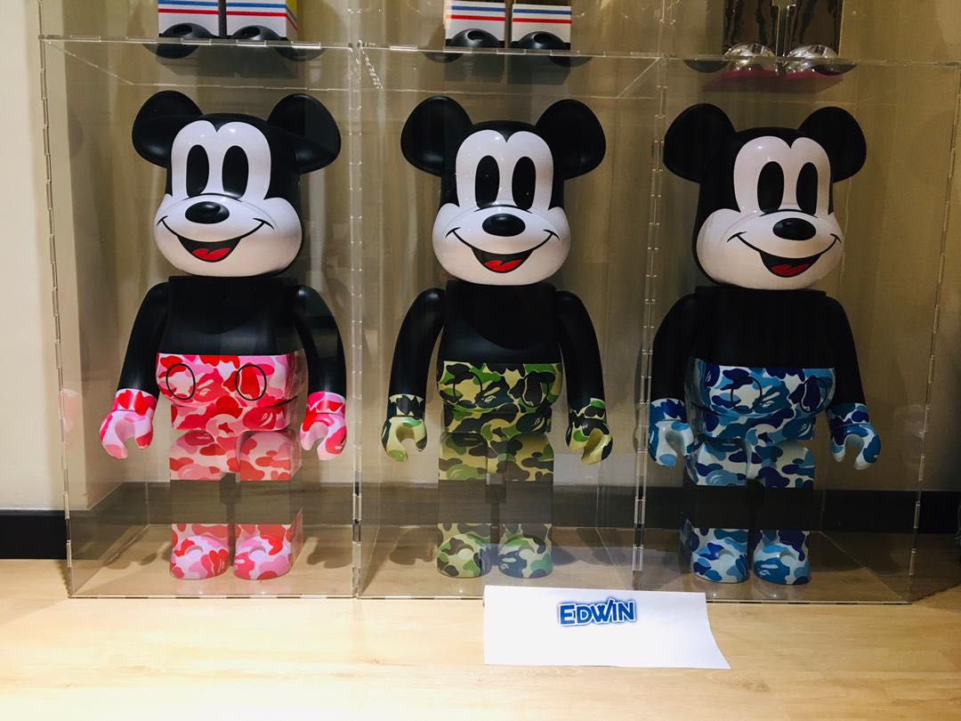 Ready Stock] Bearbrick Bape x Mickey Mouse set 1000%, Hobbies