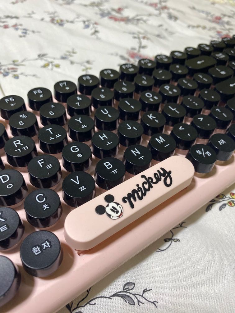 Wireless Retro Keyboard (Mickey Mouse), Computers & Tech, Parts
