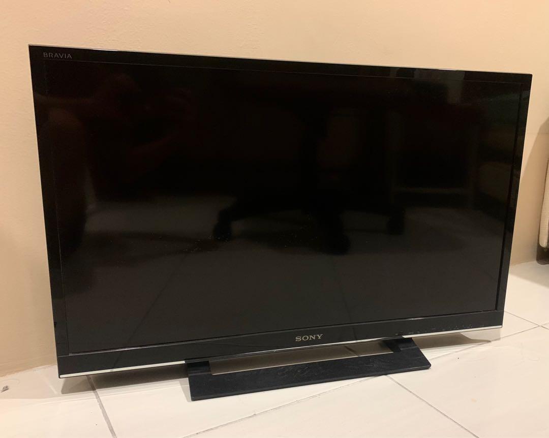 Sony Bravia 32 LED TV, TV & Home Appliances, TV & Entertainment, TV on