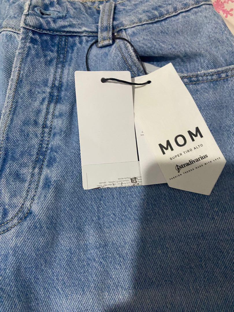 STRADIVARIUS NEW WITH TAG MOM JEANS, Fesyen Wanita, Pakaian Wanita, Bawahan  di Carousell