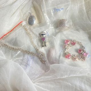 （分類：）位於 。 由 hyfyvi 提交（商品編號 1106698764，圖片 1）。簡介： 。
