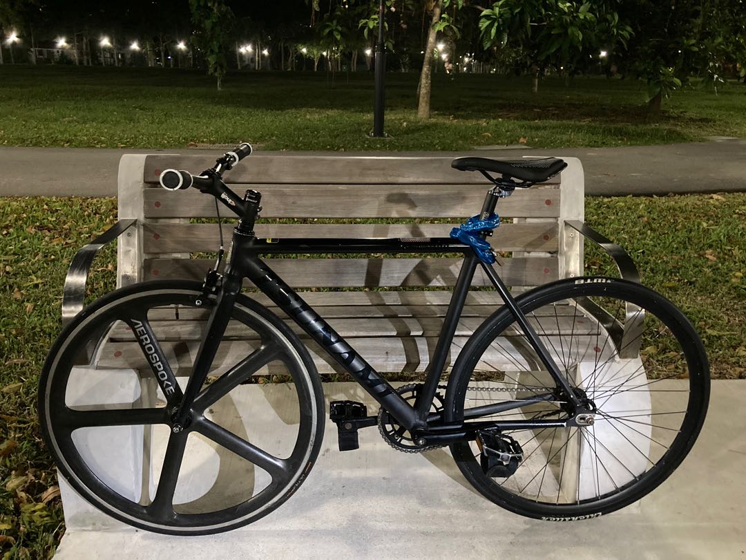 All cheap black fixie