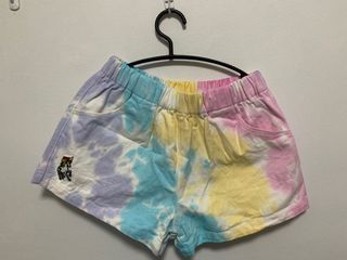(Category: ) located in . Submitted by quirkyspree (Listing ID 1106772810, Image 1). Description: .