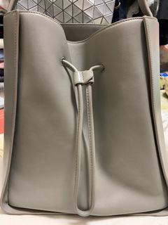 （分類：）位於 。 由 e.k01100 提交（商品編號 1106954722，圖片 1）。簡介： 。