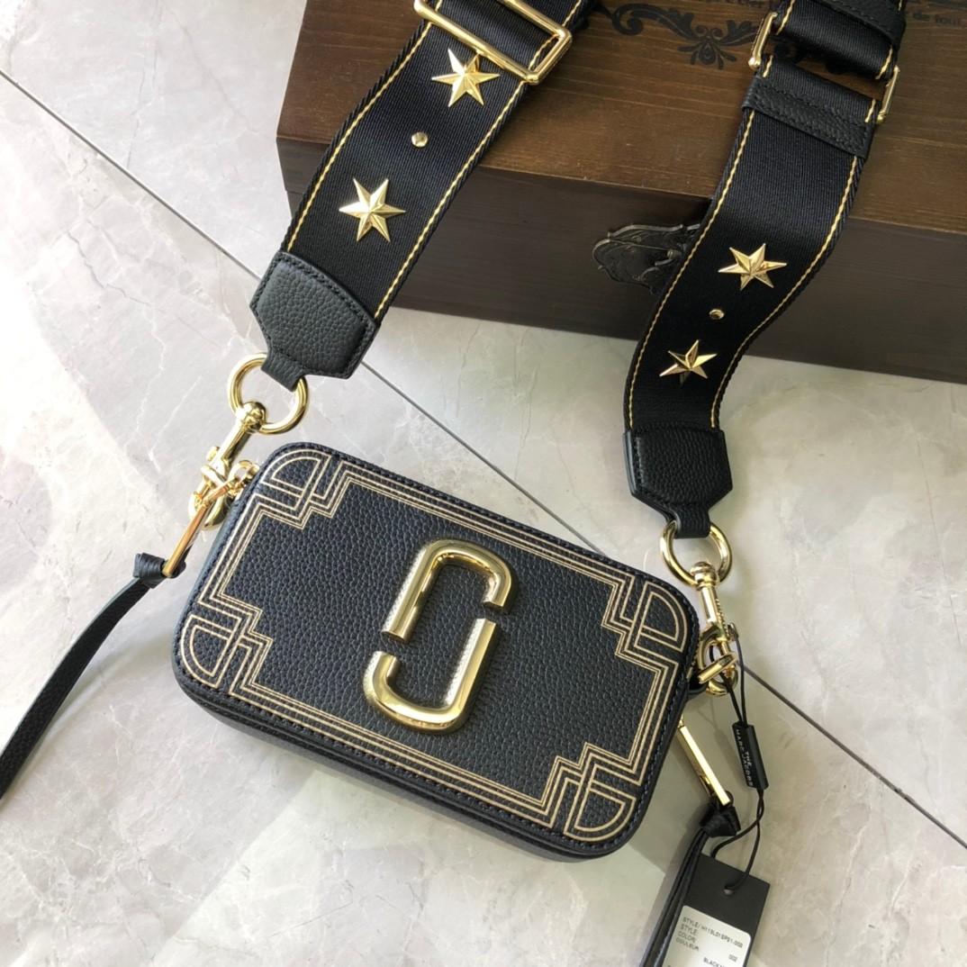 🌠黑夜繁星⭐ Marc Jacobs The Snapshot Gilded leather crossbody bag
