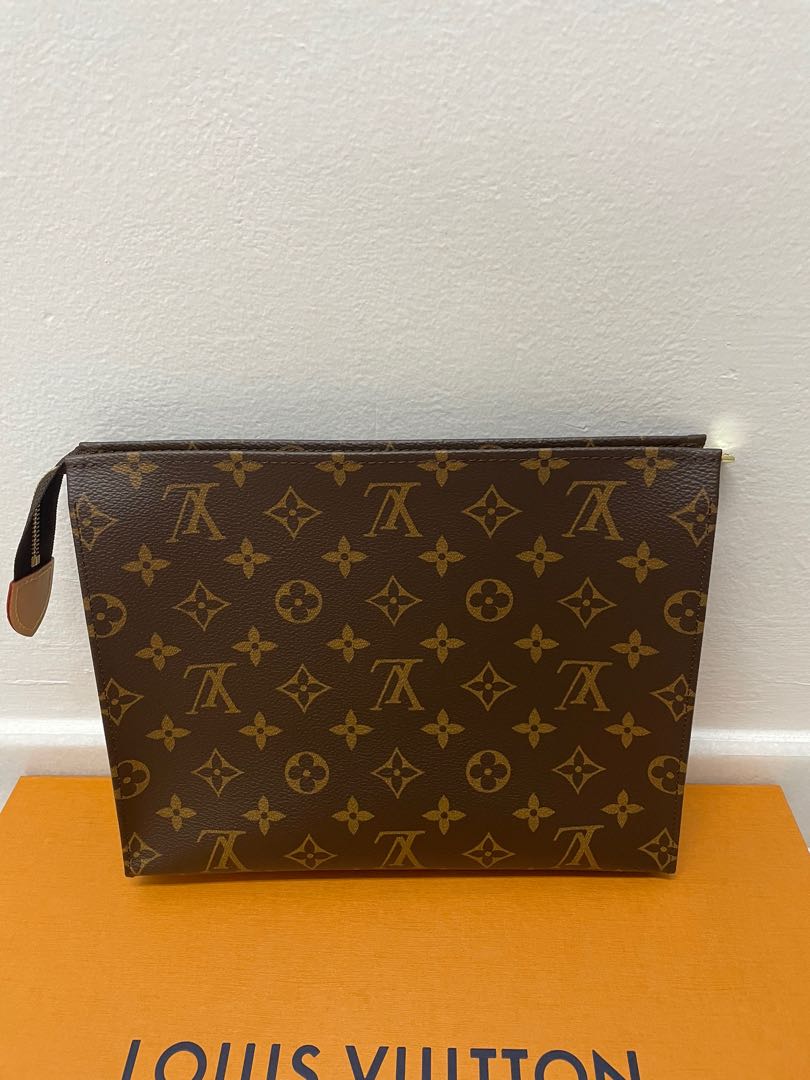 lv toiletry pouch 26 insert, Women's Fashion, Bags & Wallets, Clutches on  Carousell