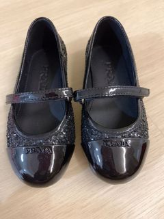 (Category: ) located in . Submitted by shoppingdiva (Listing ID 1106970566, Image 1). Description: .