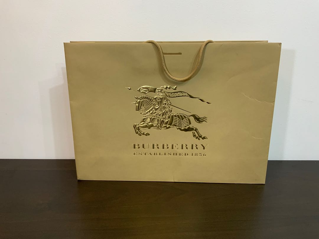 burberry paper bag