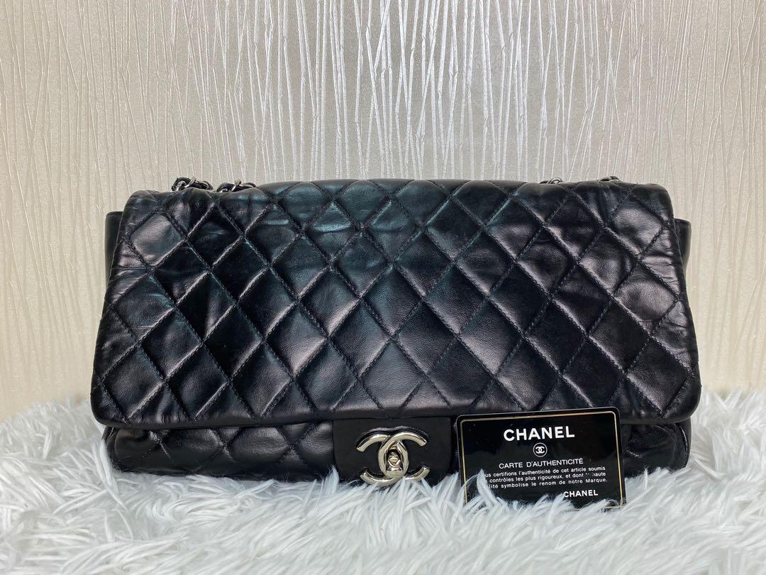 Chanel coco online rain flap