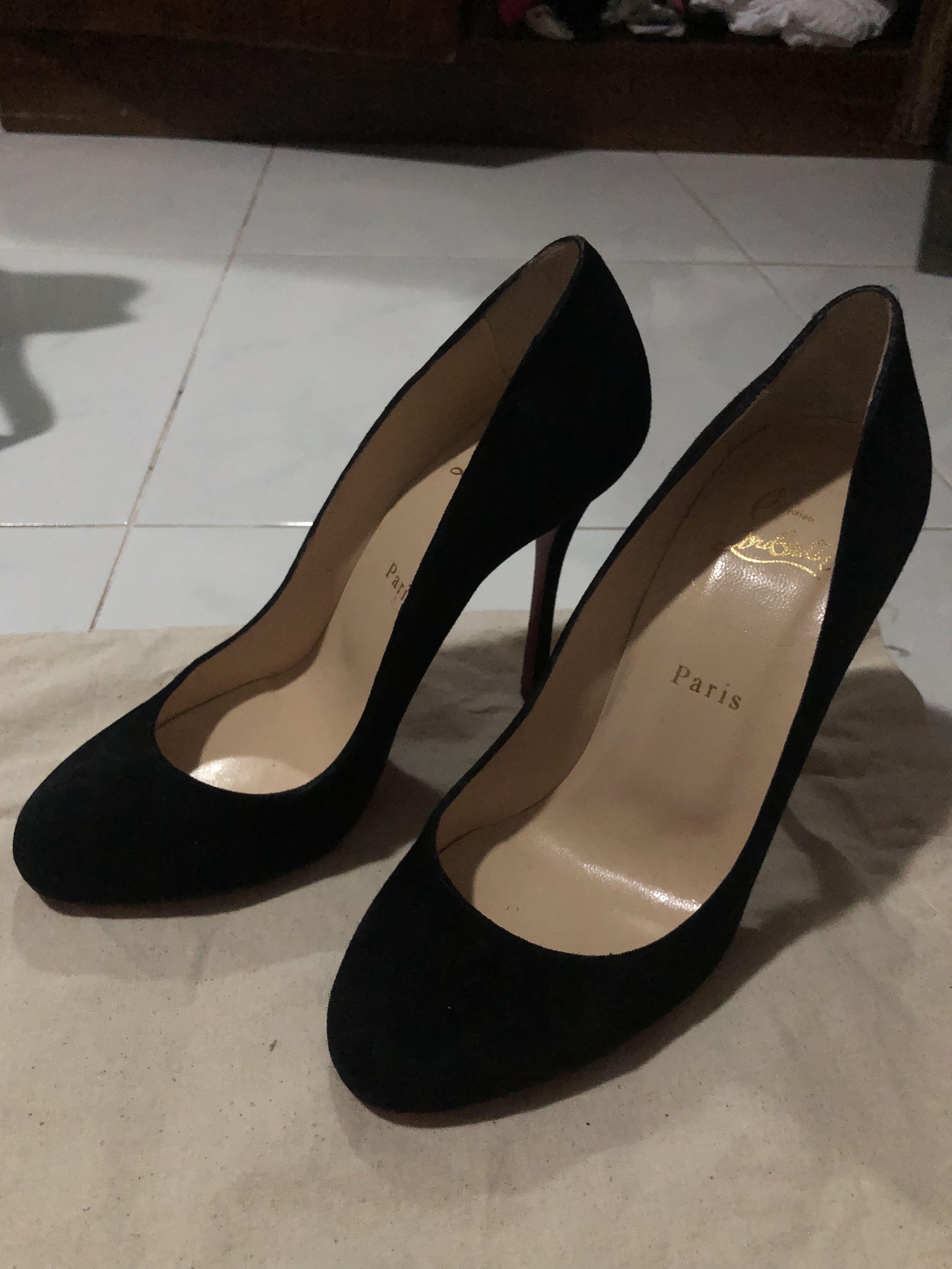 Christian louboutin discount suede heels