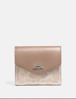 (Category: ) located in . Submitted by charissat (Listing ID 1107010012, Image 1). Description: .