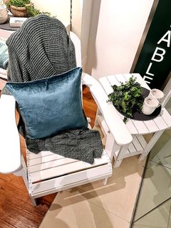 (Category: ) located in . Submitted by shopalilmore (Listing ID 1106866087, Image 1). Description: .