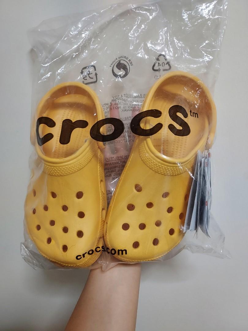 Yellow outlet bandana crocs