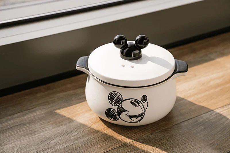 mickey mouse crock pot set