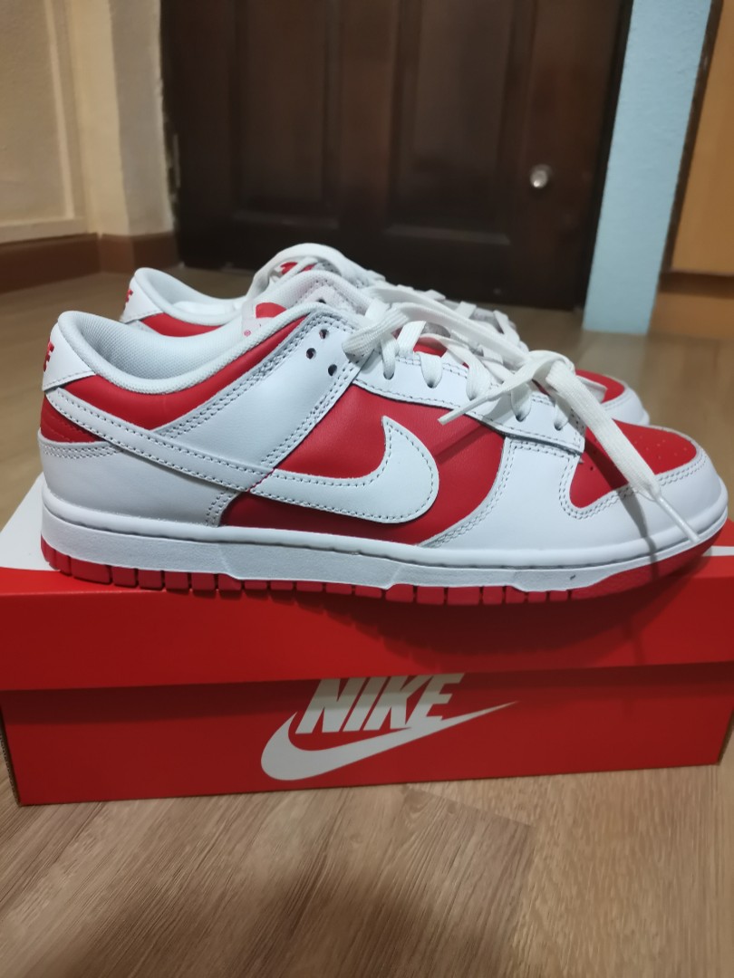 dunk low white university