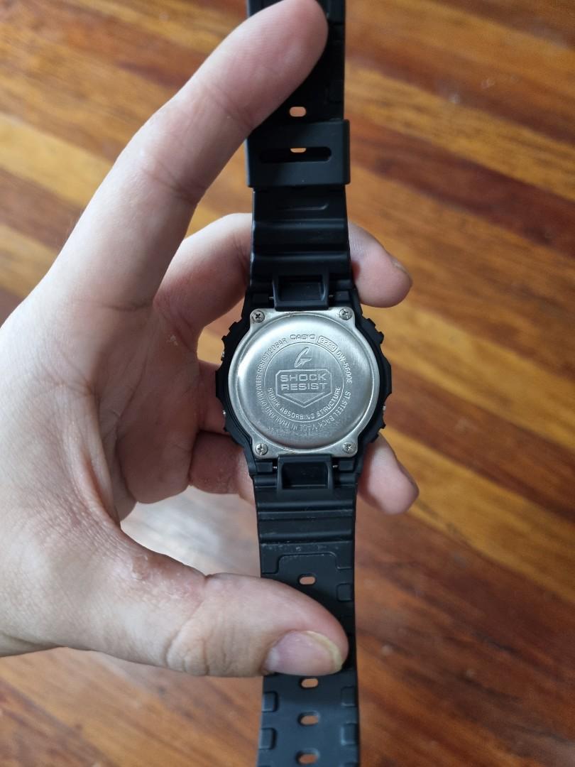 G shock hotsell dw5600 e1v