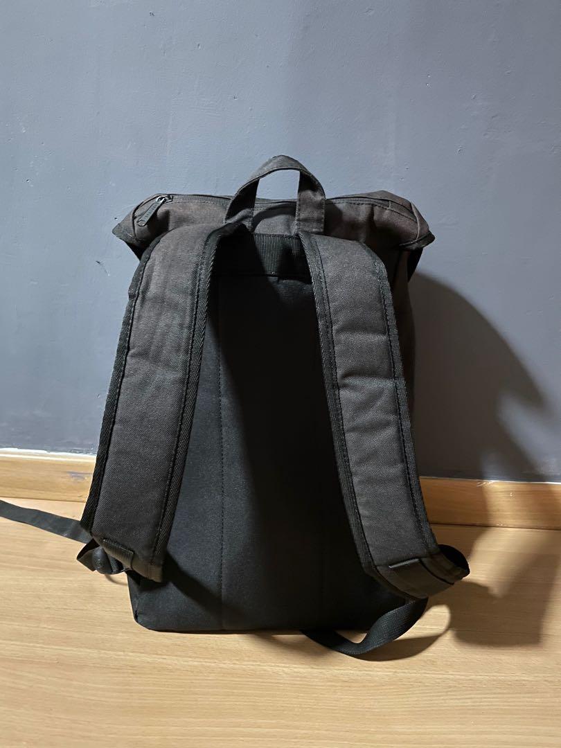 Herschel iona black cheap