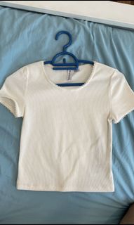 (Category: ) located in . Submitted by j14.closet (Listing ID 1106898885, Image 1). Description: .
