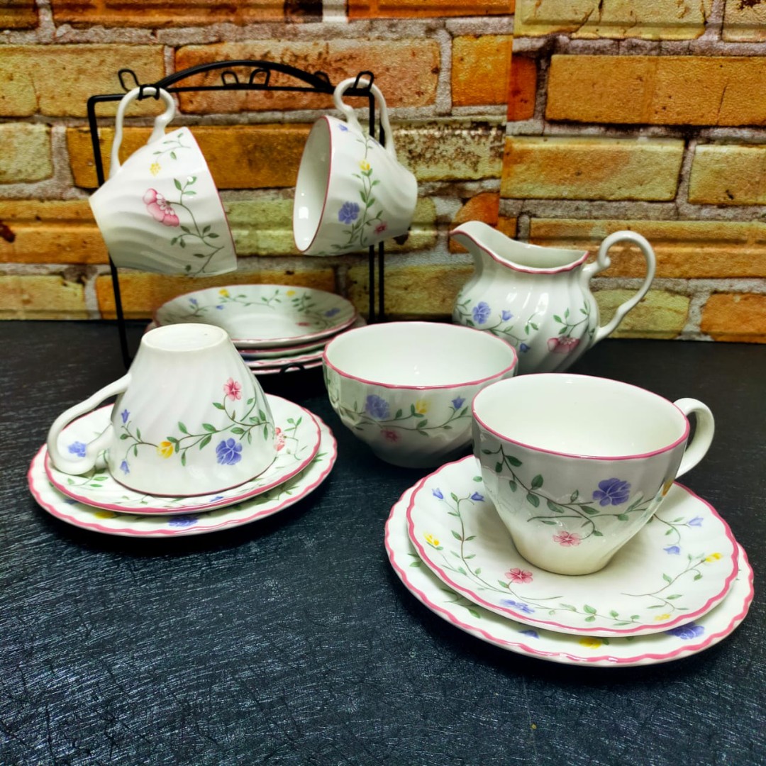 Johnson brothers discount tea set