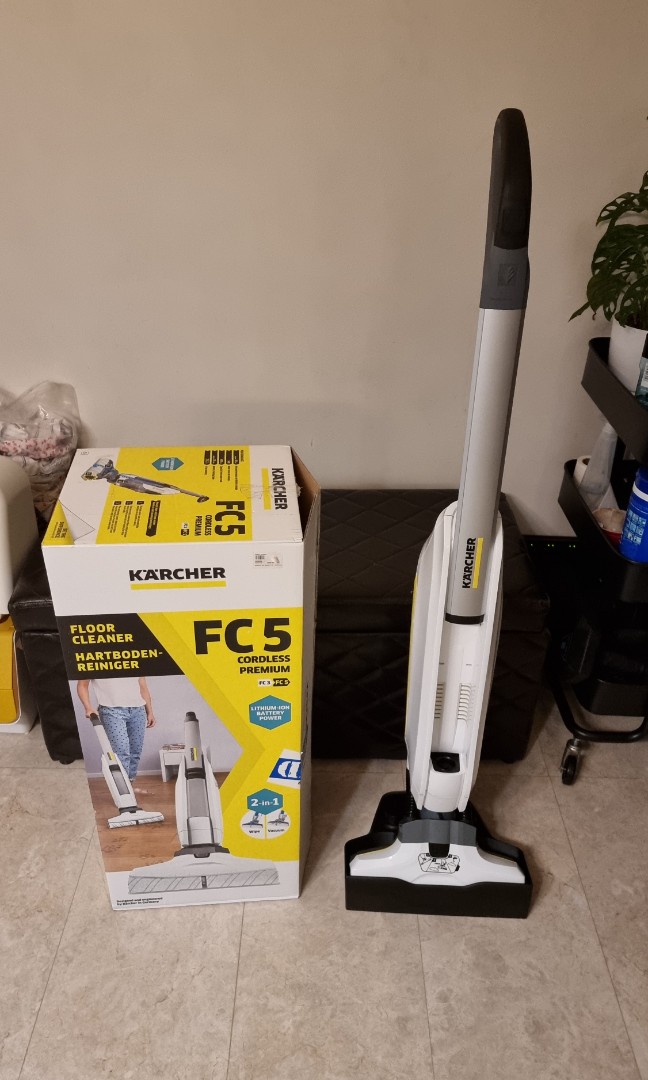 Karcher FC5 Cordless Electric Mop, TV & Home Appliances, Vacuum Cleaner