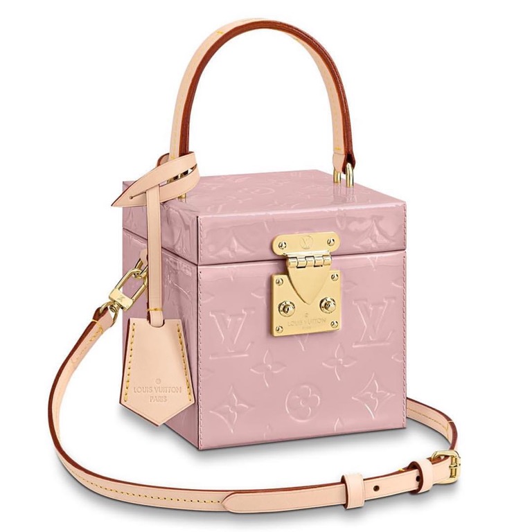 Louis Vuitton BLEECKER BOX, Luxury, Bags & Wallets on Carousell