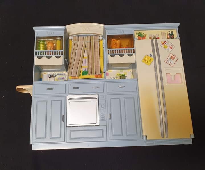 MATTEL BARBIE KITCHEN, Hobbies & Toys, Toys & Games on Carousell