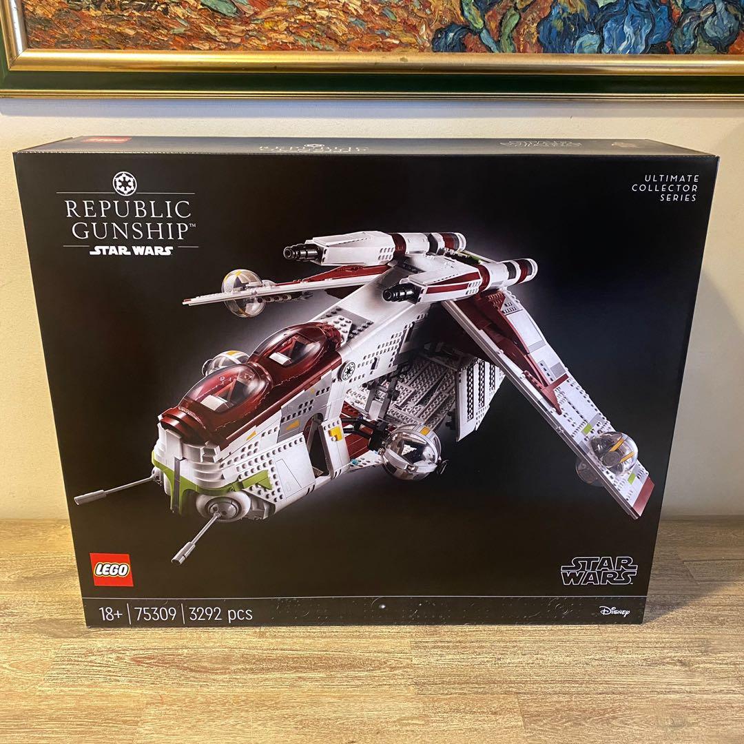 Reserved 11 MISB Lego 75309 Star Wars Republic Gunship 2021 Ultimate Collector Series Hobbies Toys Toys Games on Carousell