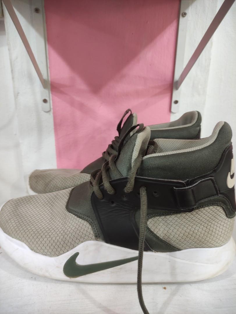 Nike store incursion grey
