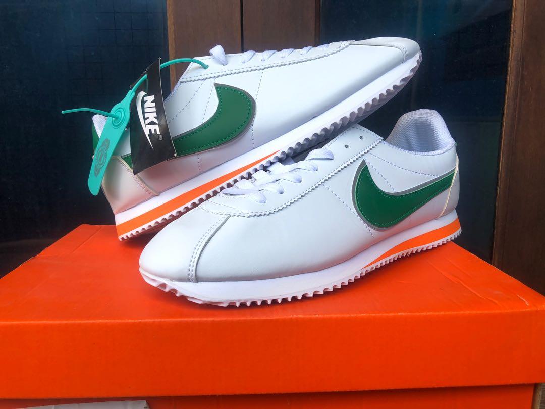 Nike cortez top reflective
