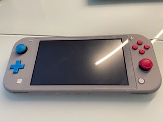 （分類：）位於 。 由 kaihee.426 提交（商品編號 1106852313，圖片 1）。簡介： 。