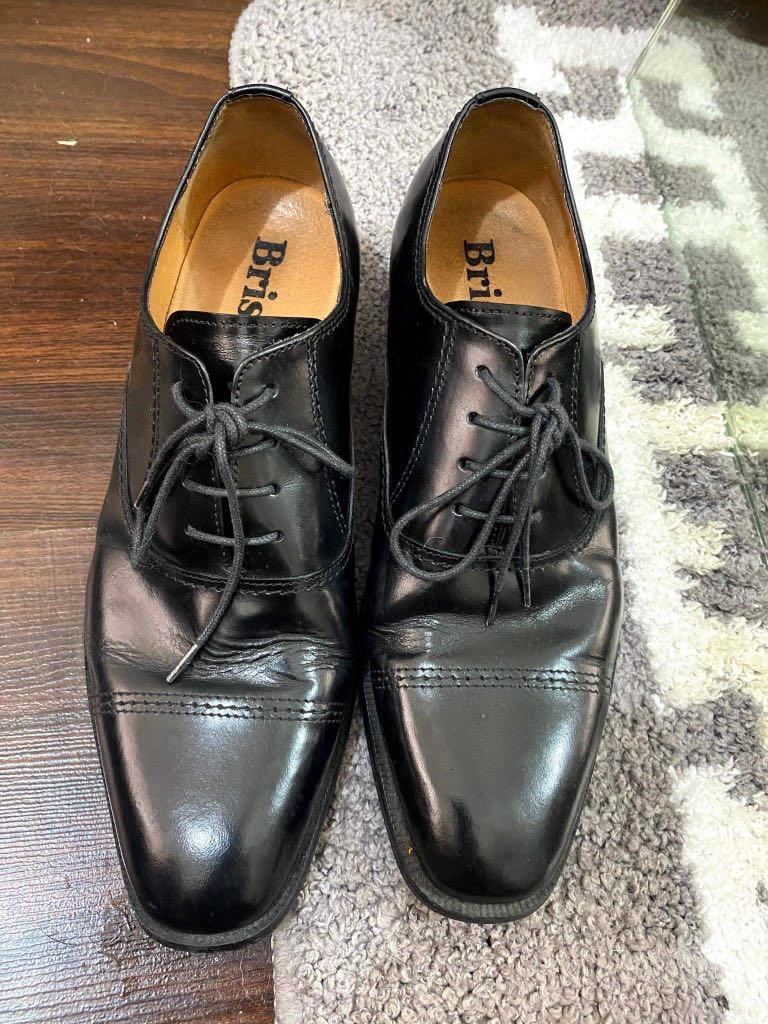 Pre-loved Bristol Shoes, Men's Fashion, Footwear, Dress Shoes on Carousell