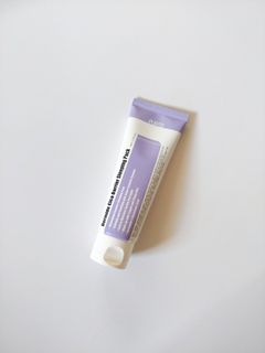 (Category: ) located in . Submitted by skincaredestashed (Listing ID 1106872422, Image 1). Description: .