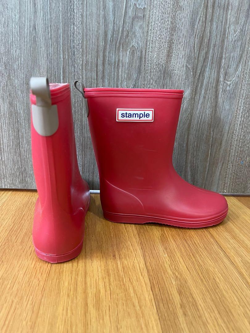 stample rain boots