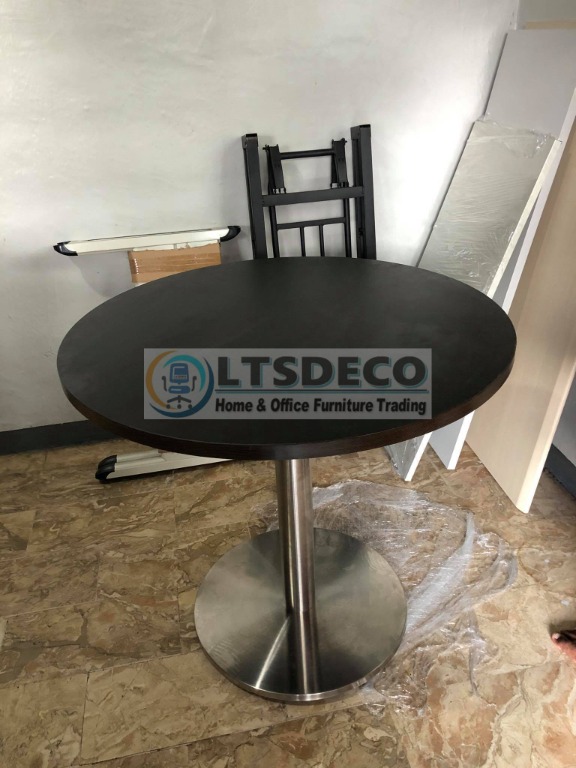 ROUND TABLE OFFICE PARTITIONS, Furniture & Home Living, Office ...