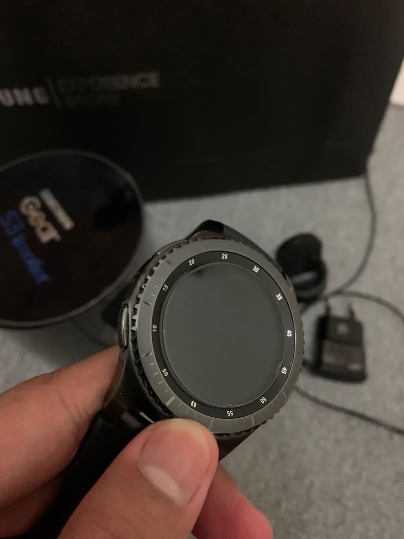 Harga samsung galaxy best sale gear s3 frontier
