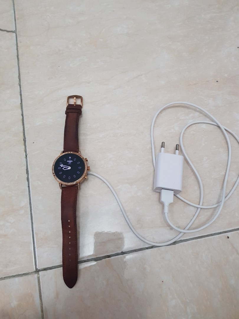 FOSSIL GEN.4 Smartwatch Venture HR Blush Leather FTW6015. Fesyen Wanita Jam Tangan di Carousell