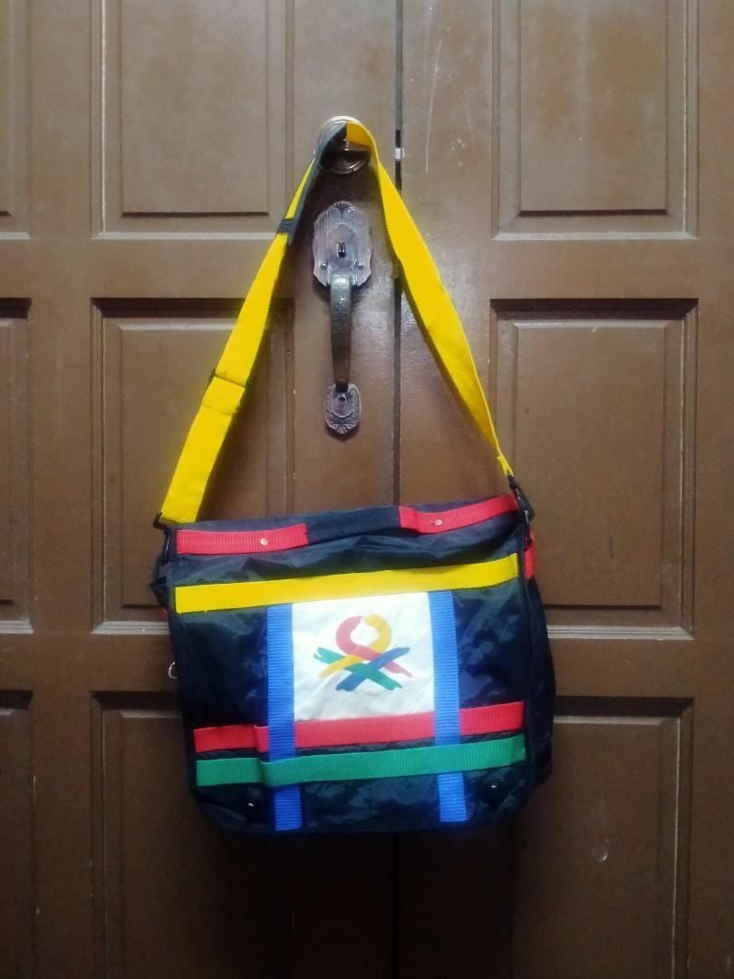 United colors of benetton sling bags online