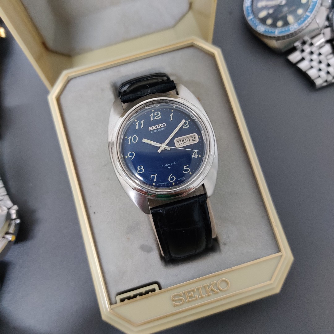 Vtg seiko arabic numerals blue dial, Men's Fashion, Watches & Accessories,  Watches on Carousell